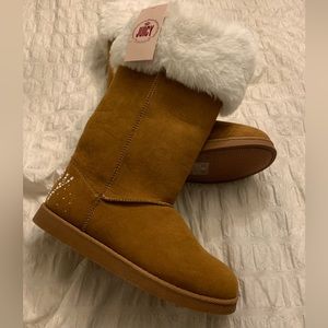 Juicy by Juicy Couture boots New with tags size 7